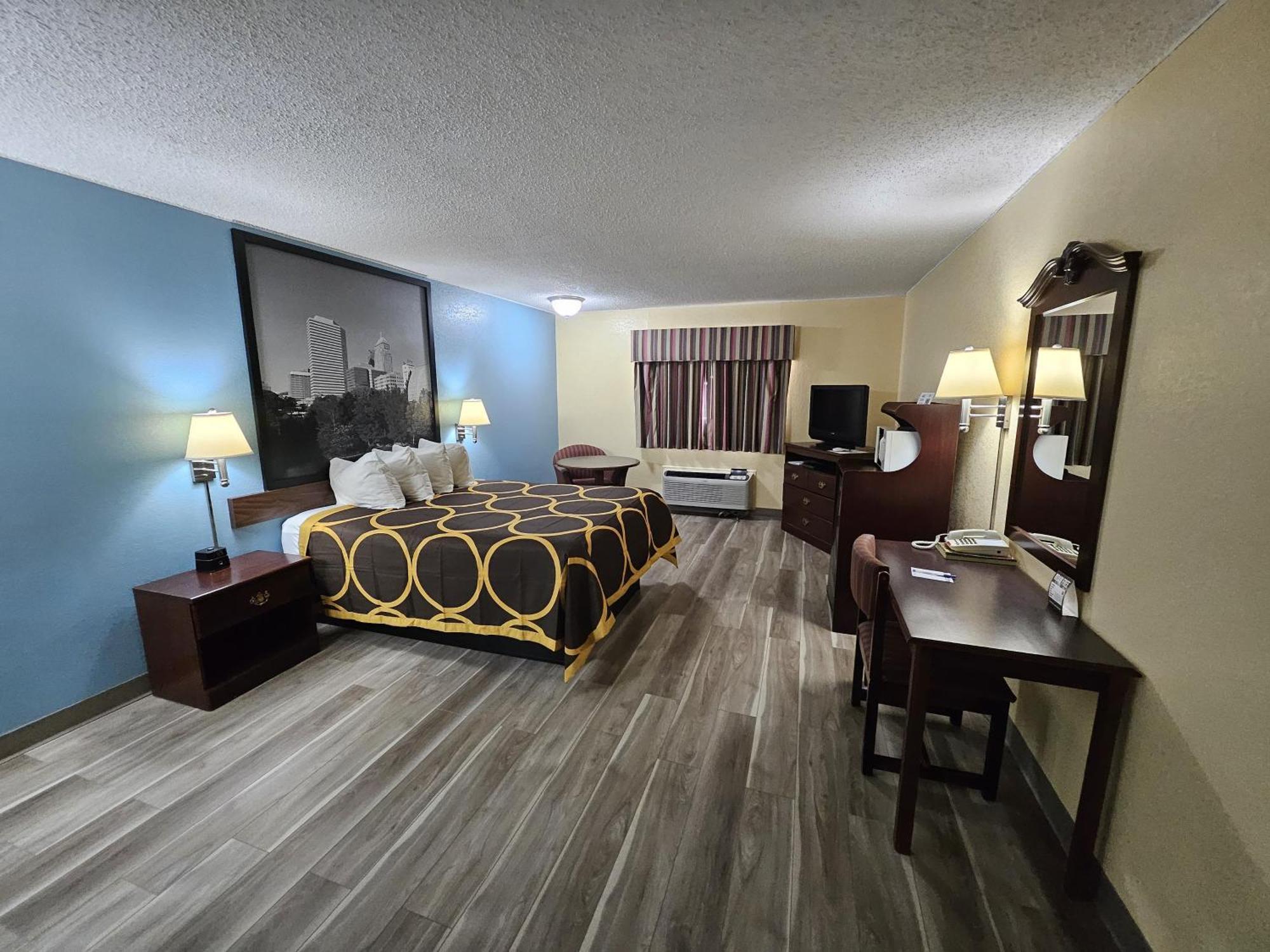 Hotel Super 8 By Wyndham Clinton Extérieur photo